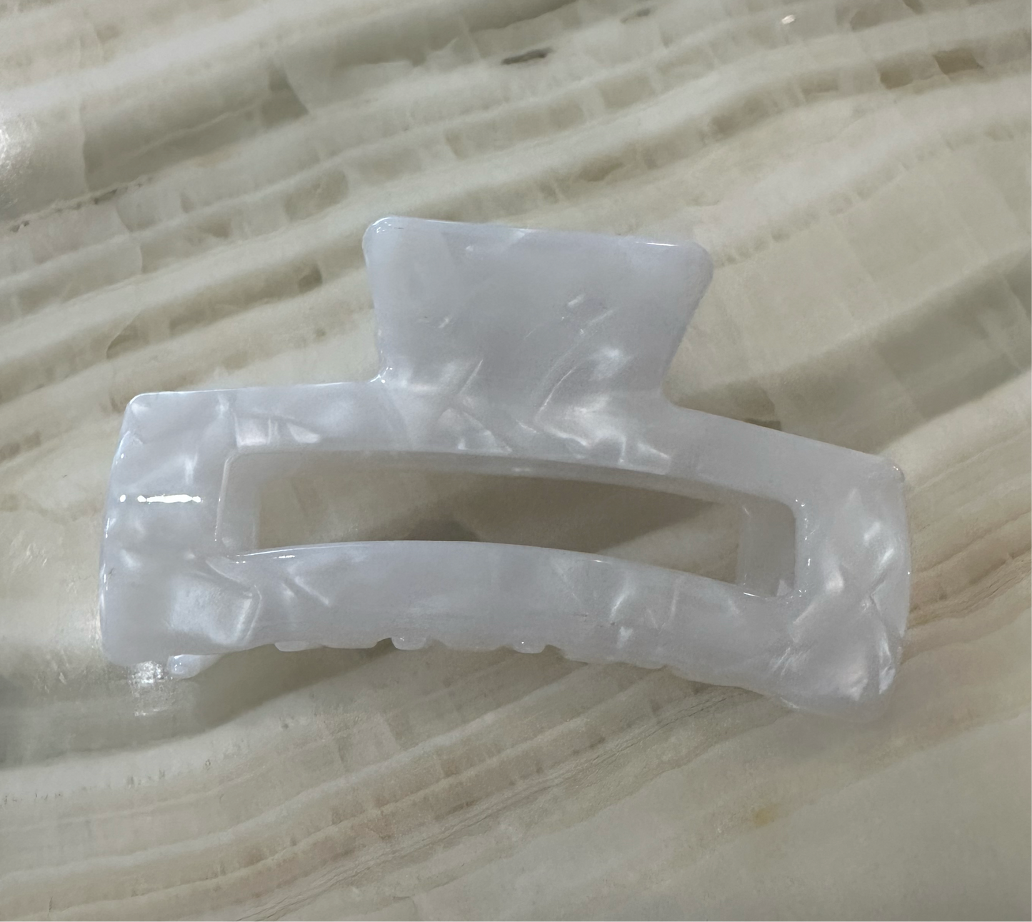 Regular Claw clip-Allie