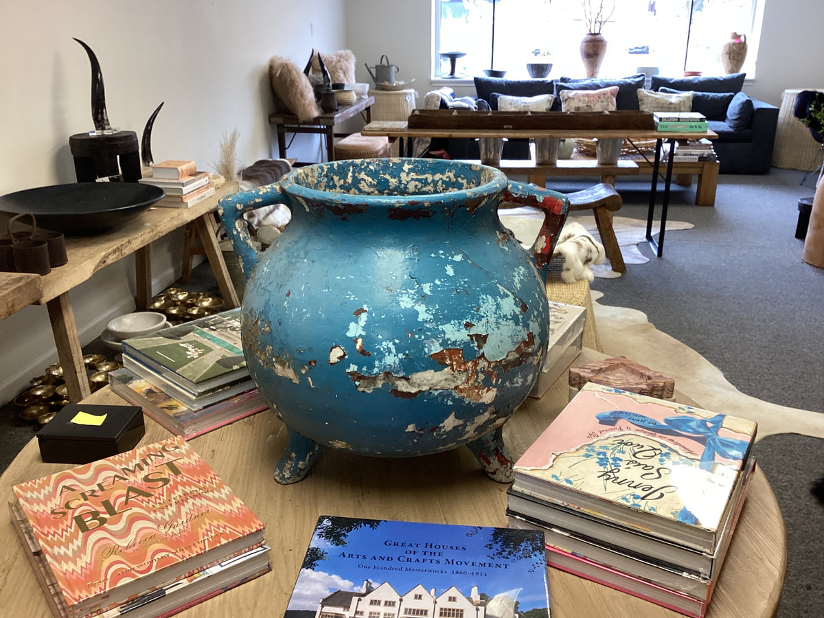 Willie Guhl blue pot