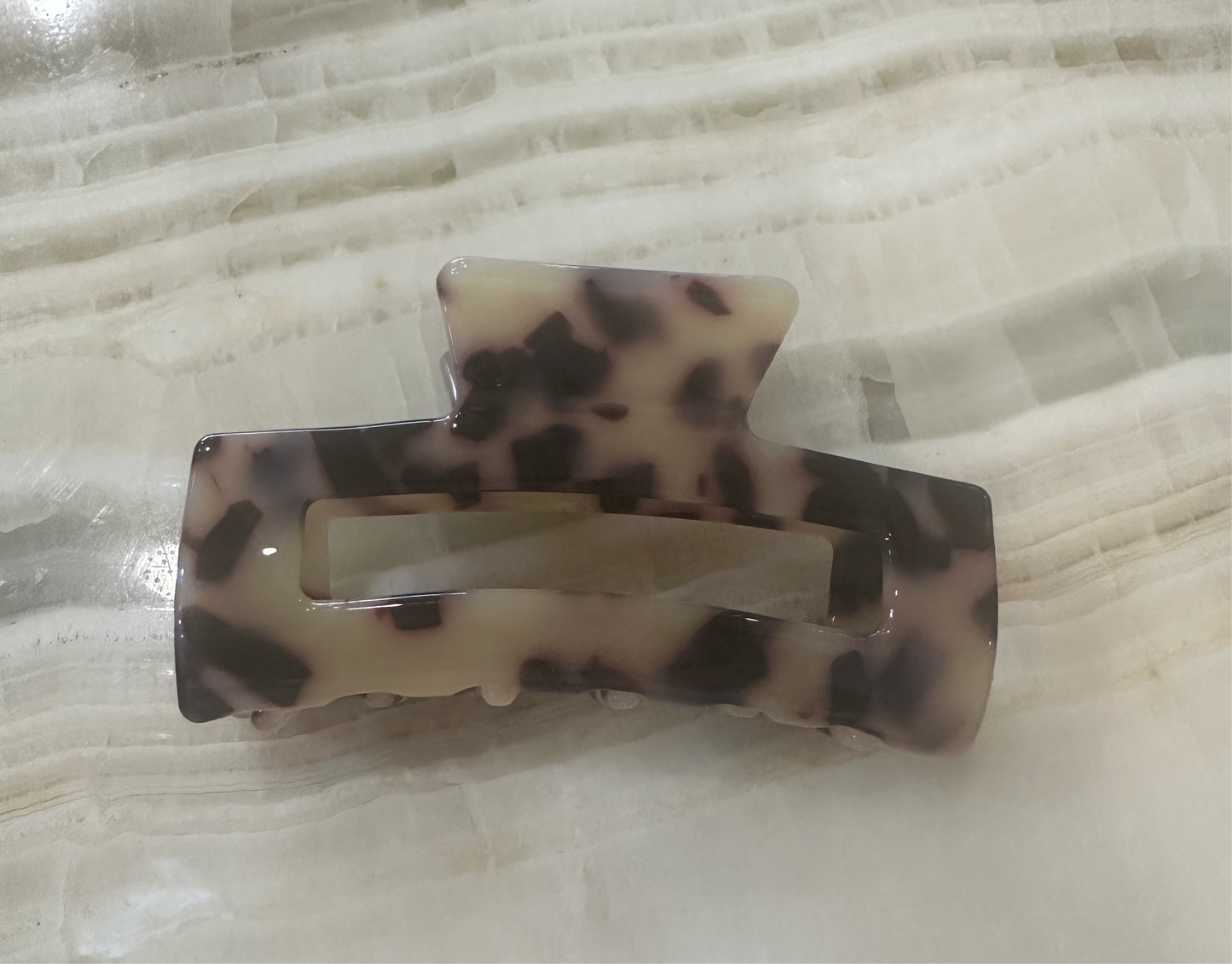 Regular Claw clip-Allie