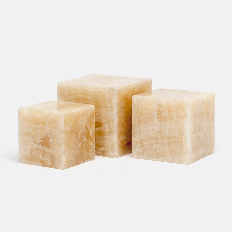 WYNN cubes