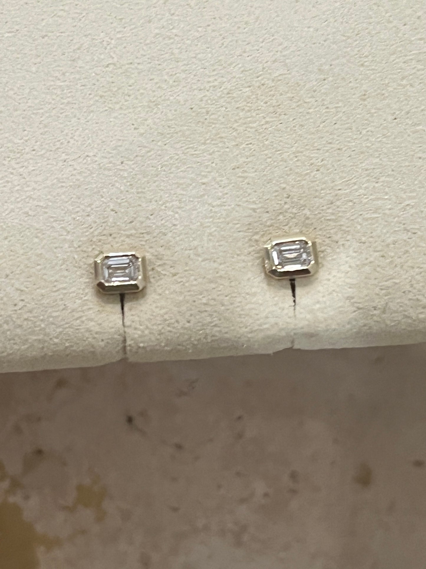 White Dimond Emerald Cut Bezel Stud
