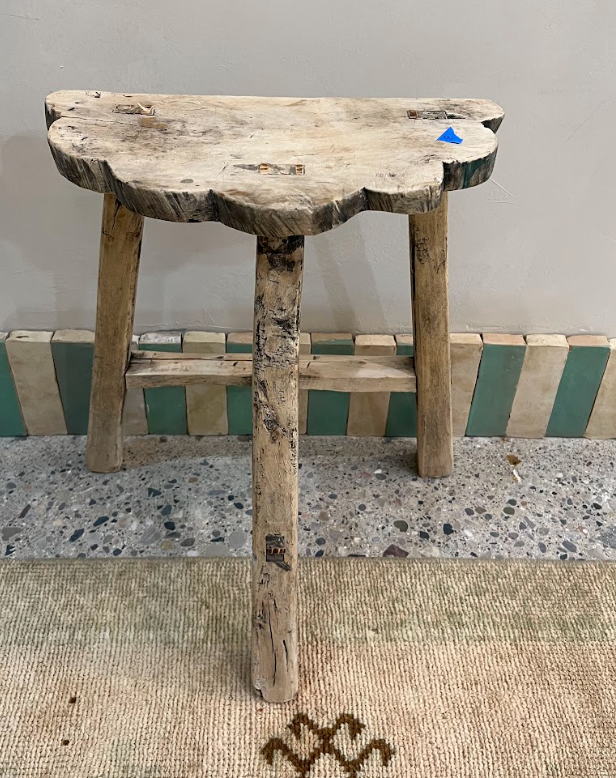 Antique Elm Round Stool- bowtie