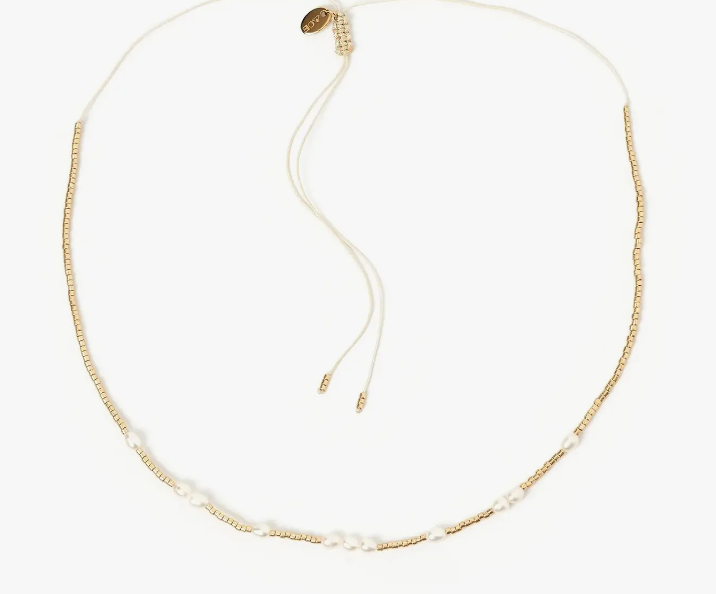 Peppa Gold and Pearl Choker