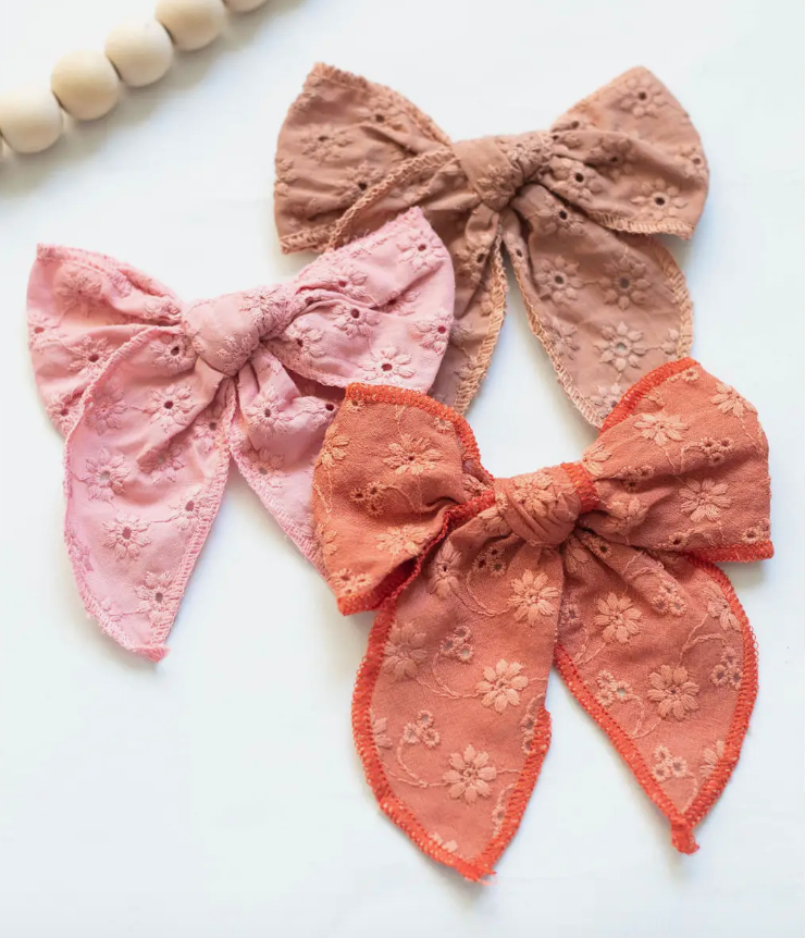 Serged Bows