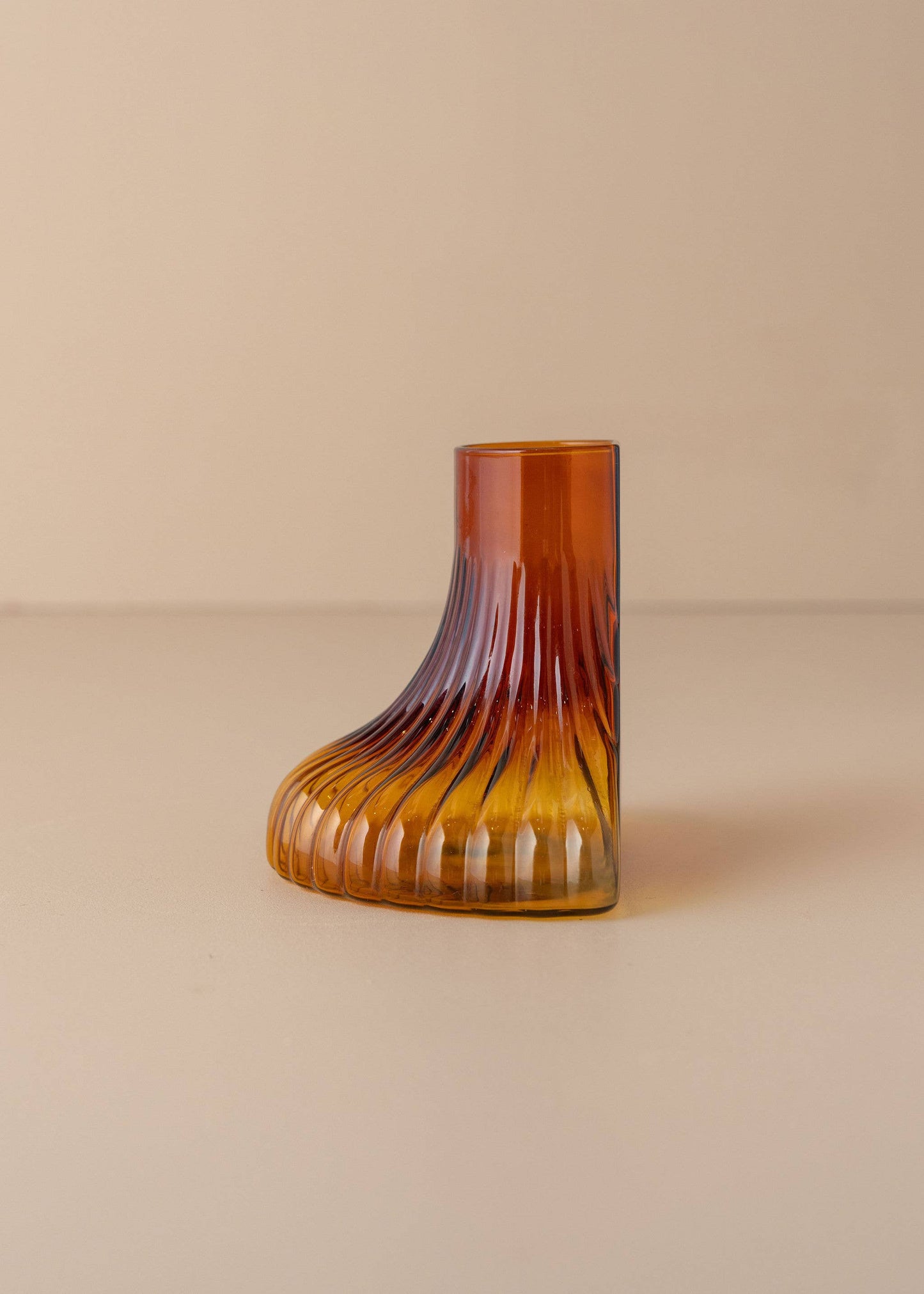 SAARDE Kairos Ripple Vase | Amber