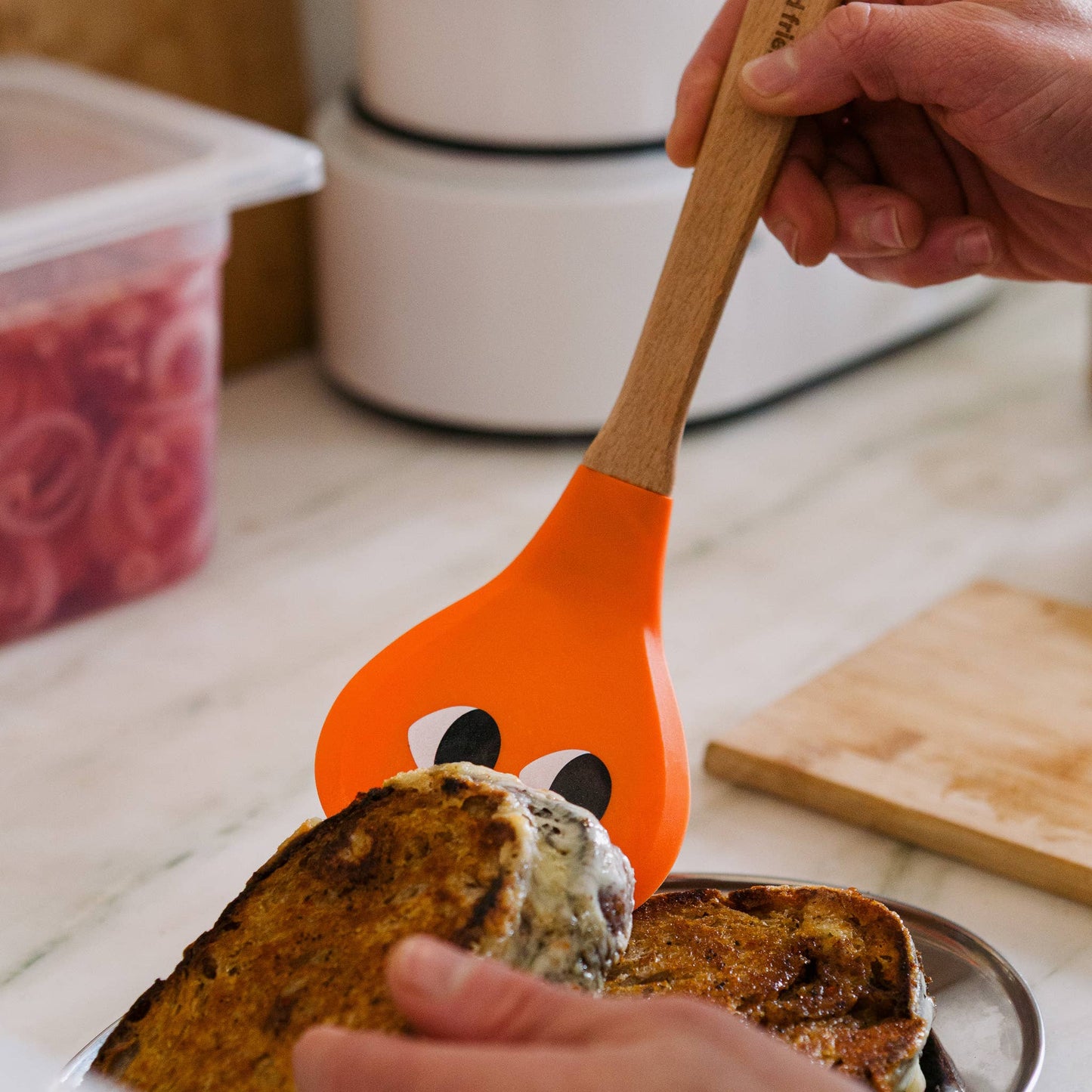 Yiayia heart spatula