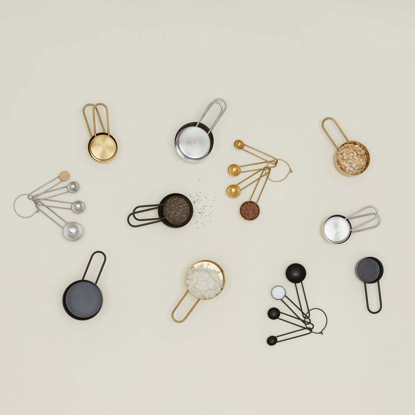 SIMPLE MEASURING SPOONS - BRASS