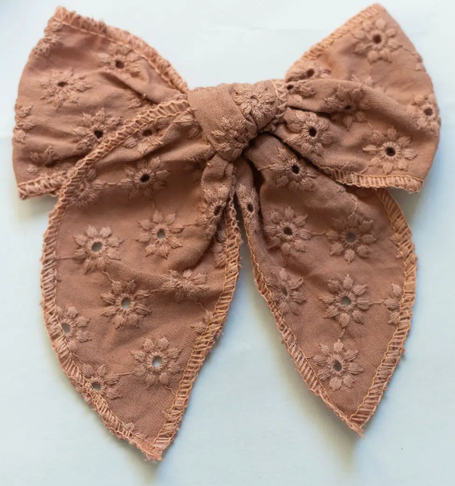 Serged Bows