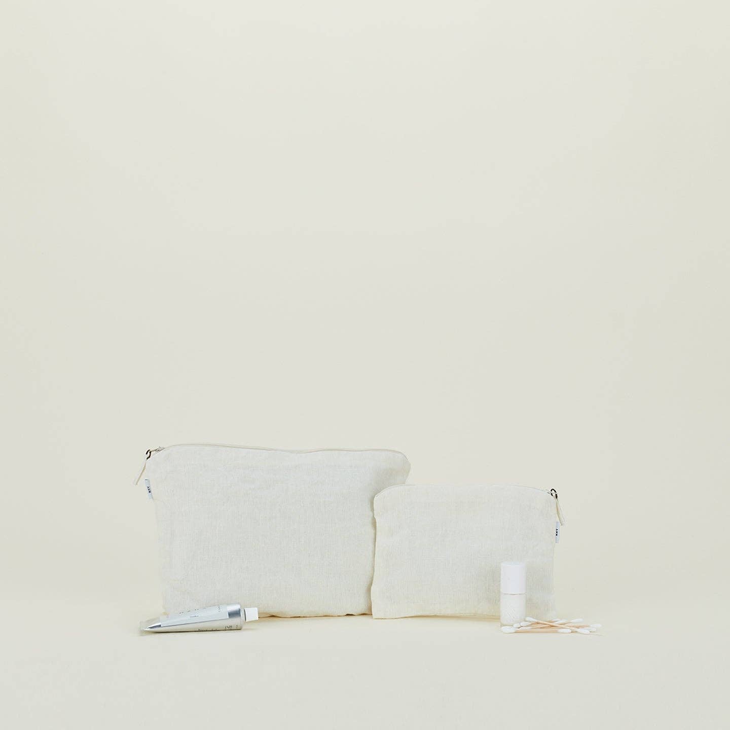 SIMPLE LINEN ZIPPER POUCHES - IVORY