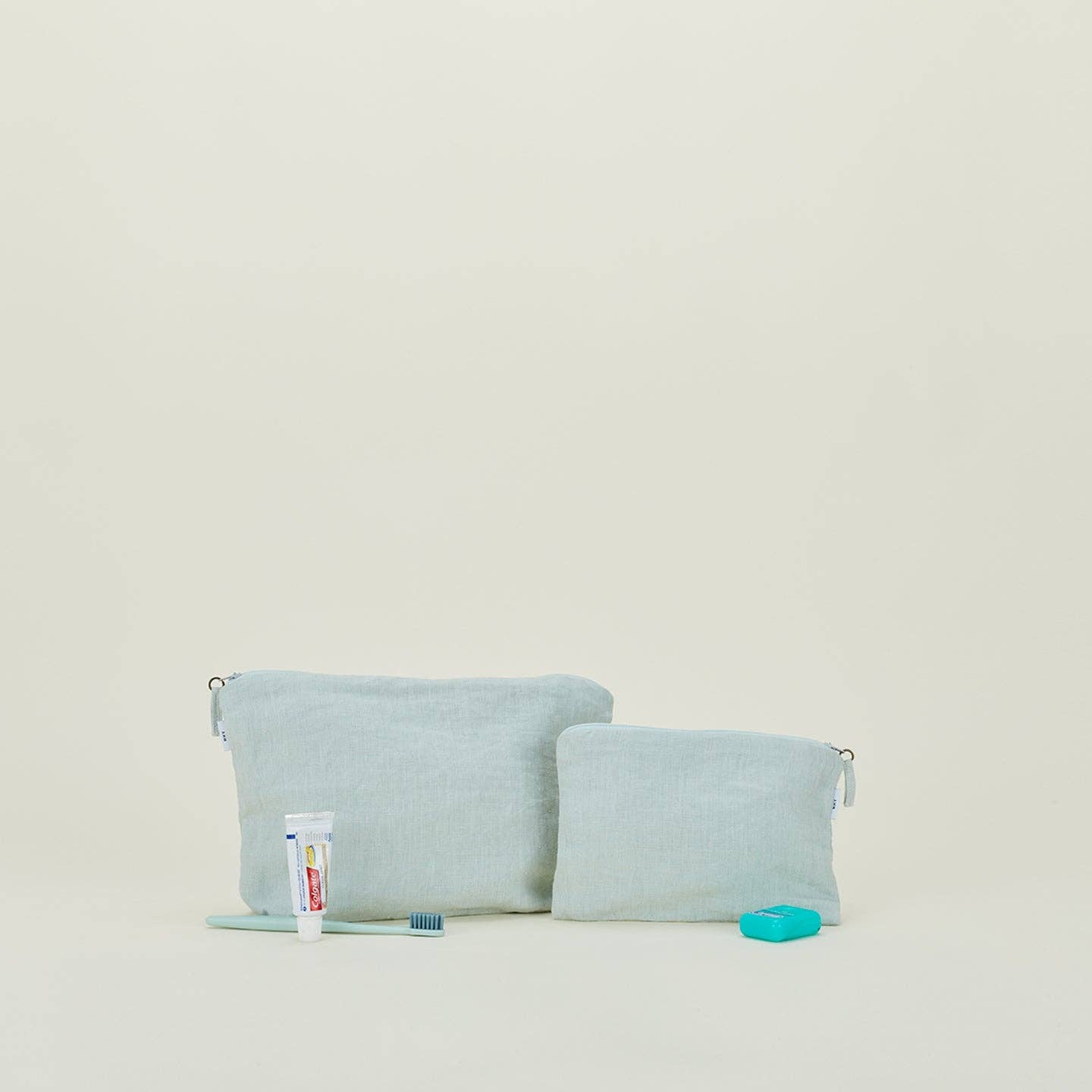 SIMPLE LINEN ZIPPER POUCHES - SKY