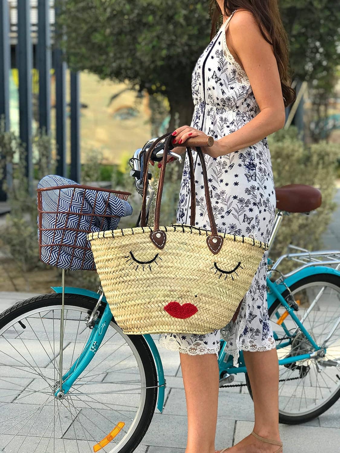 Handwoven Straw Market Basket Bag with Leather Handles