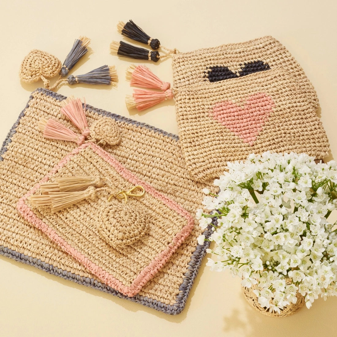Raffia Heart Zip-Pouch