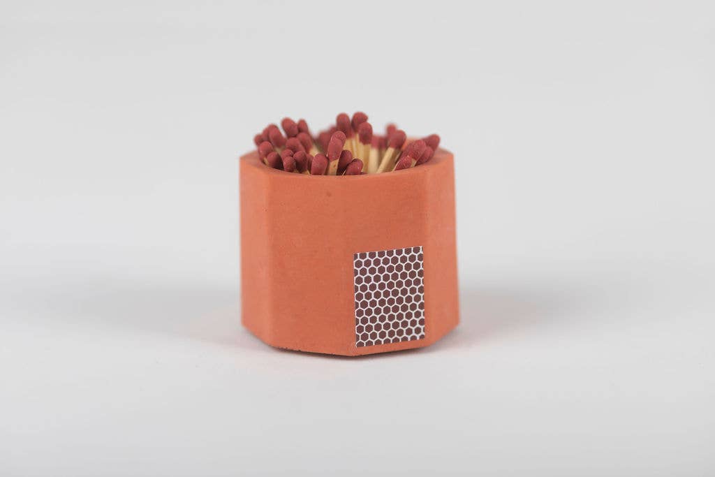 Concrete Match Holder – Modern Design with 2-Inch Safety Matches