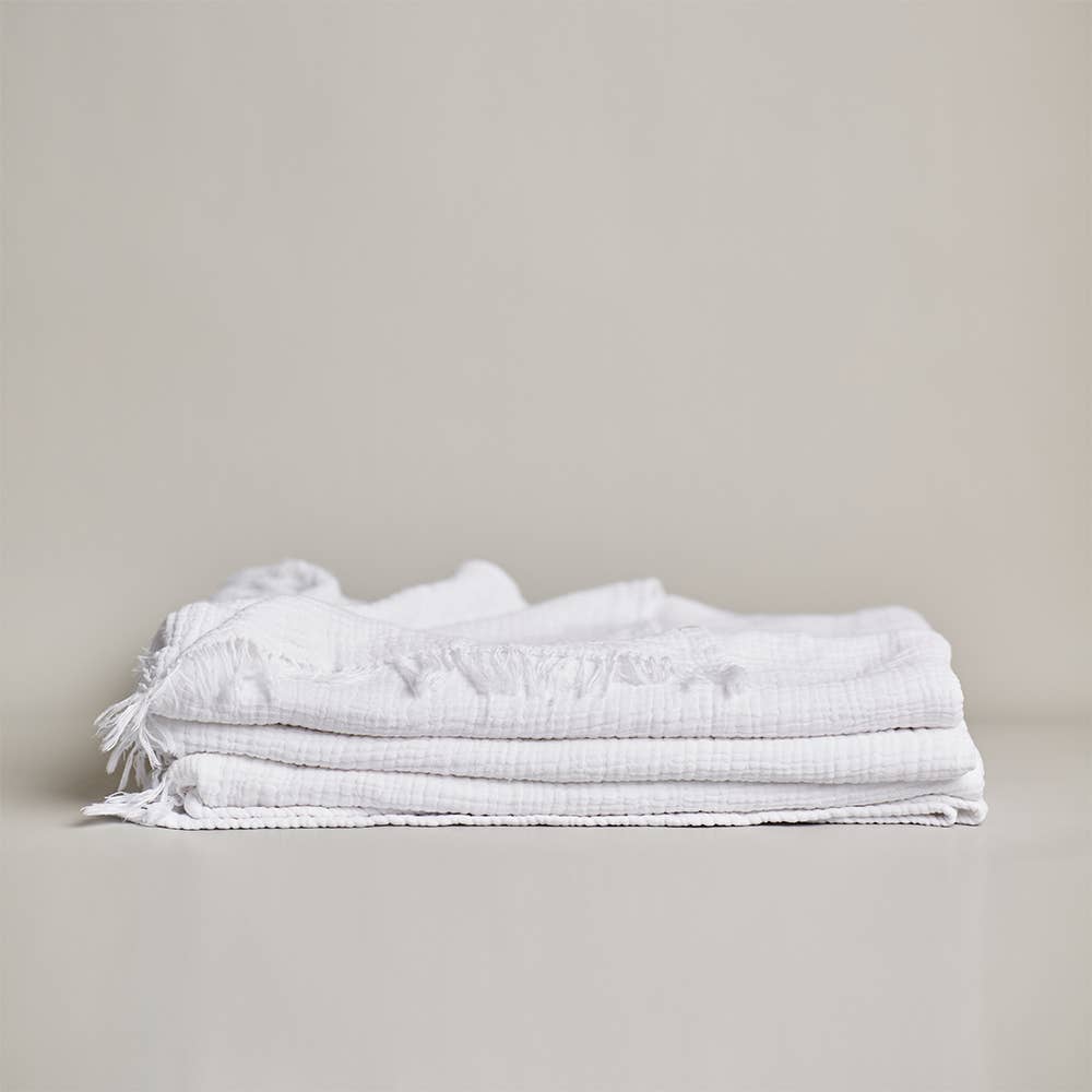 SAARDE Enes Throw | White