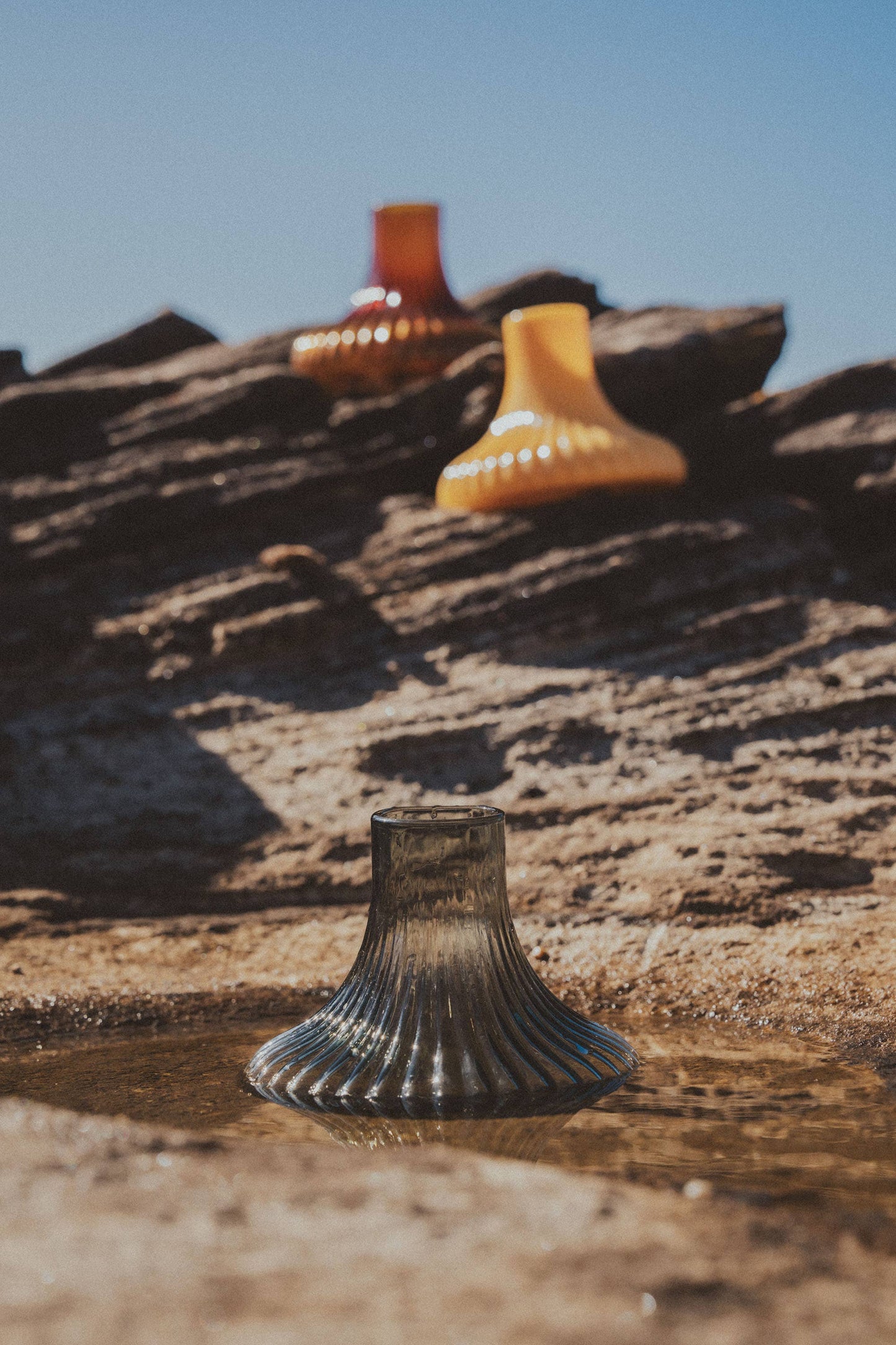 SAARDE Kairos Ripple Vase | Smoke
