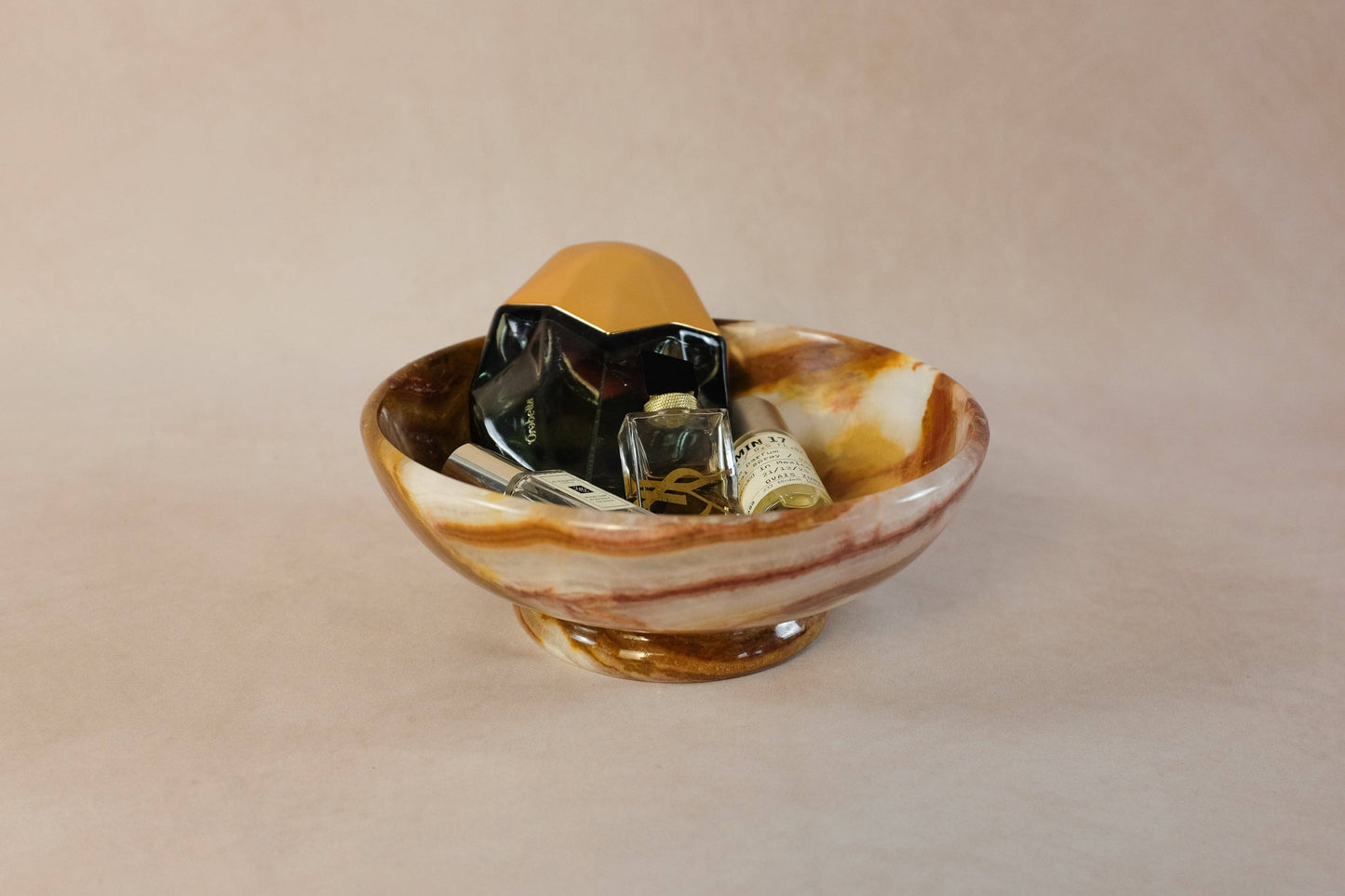 Classic Pedestal Onyx Bowl - Onyx - Multi