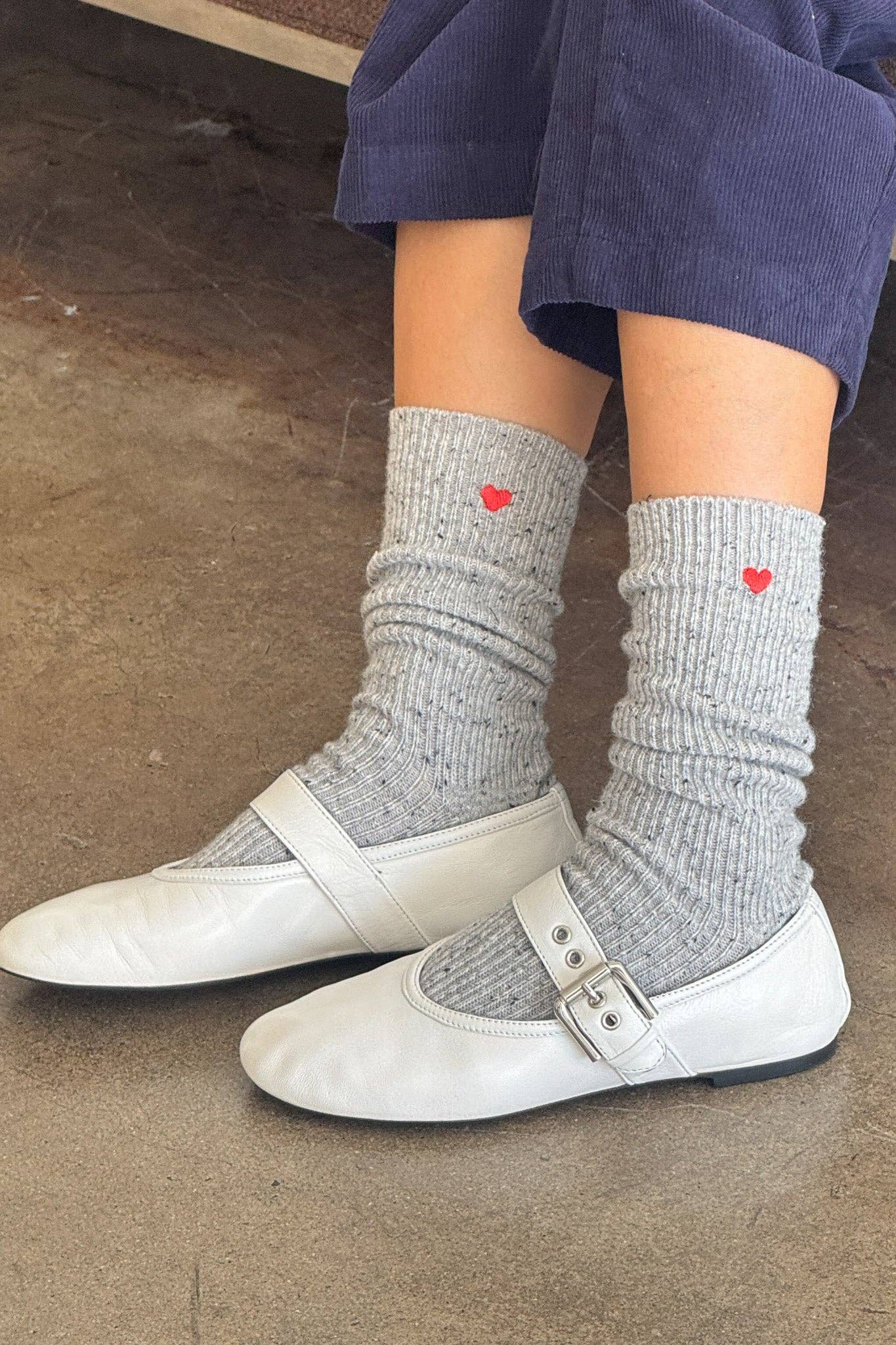 LeBon Shoppe Embroidered Snow Socks
