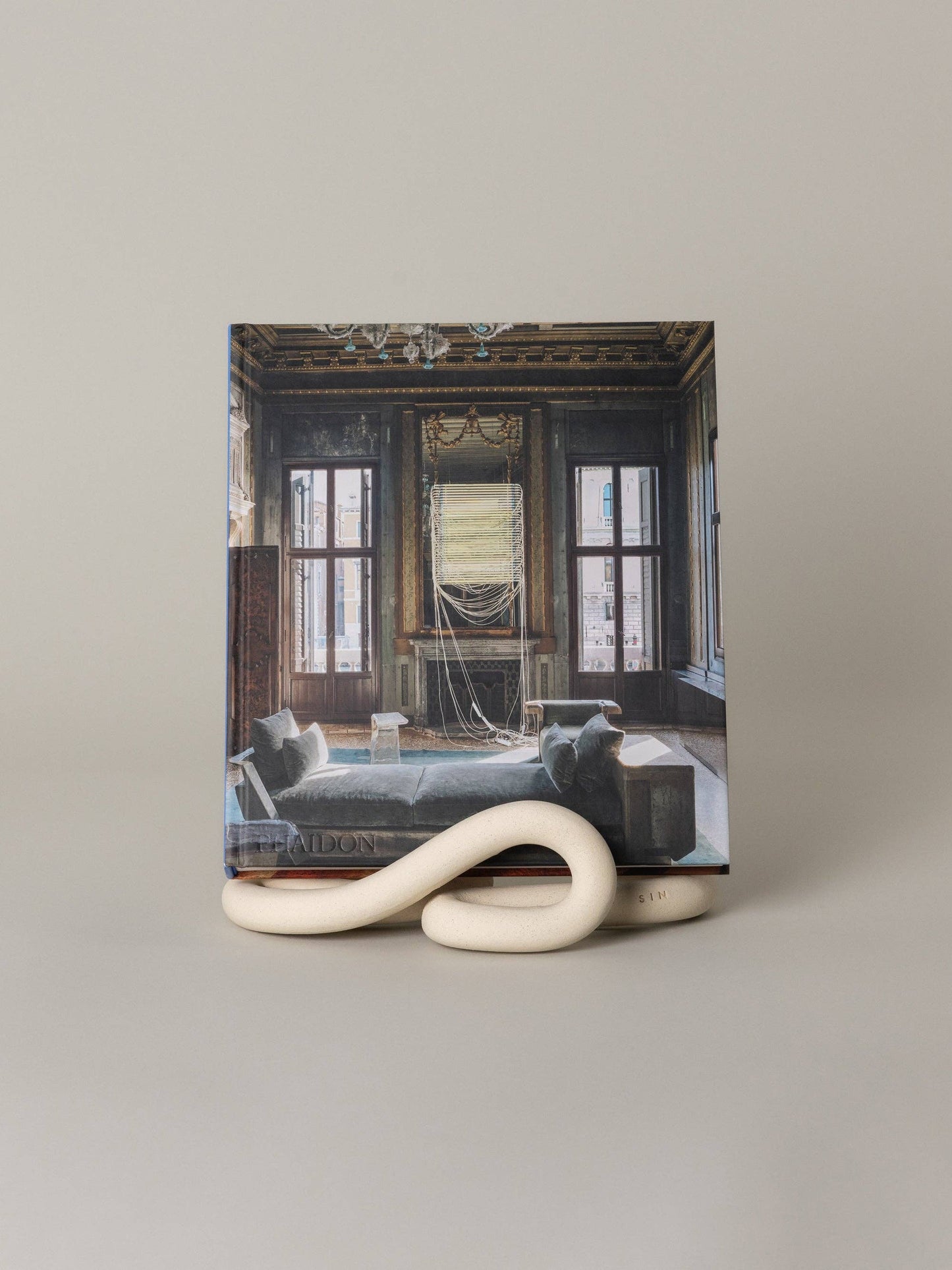 Lumbra Book Stand, Bone