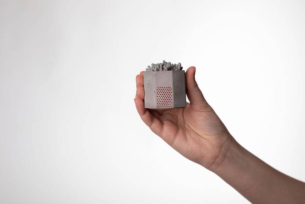 Concrete Match Holder – Modern Design with 2-Inch Safety Matches