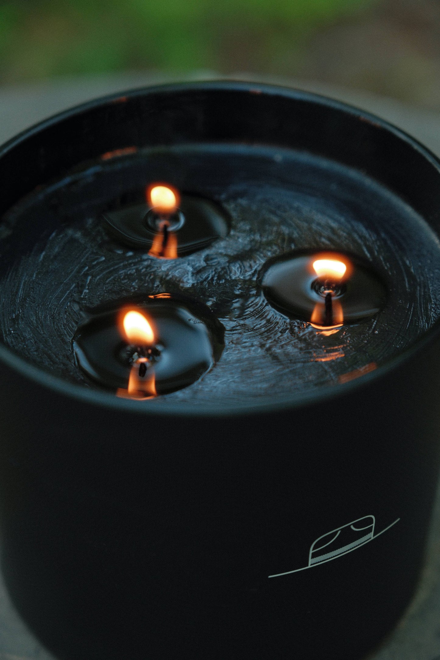 THE ORIGINAL SKEETER EATER MAMMOTH CANDLE