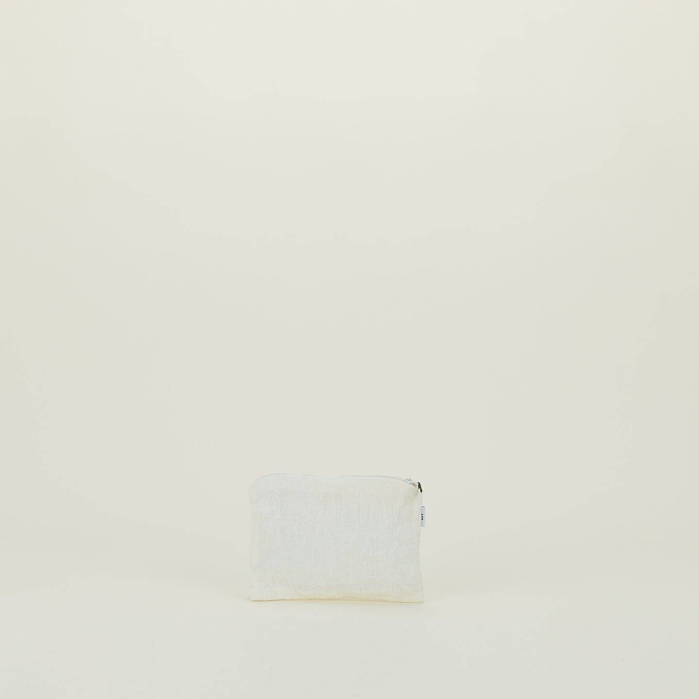SIMPLE LINEN ZIPPER POUCHES - IVORY