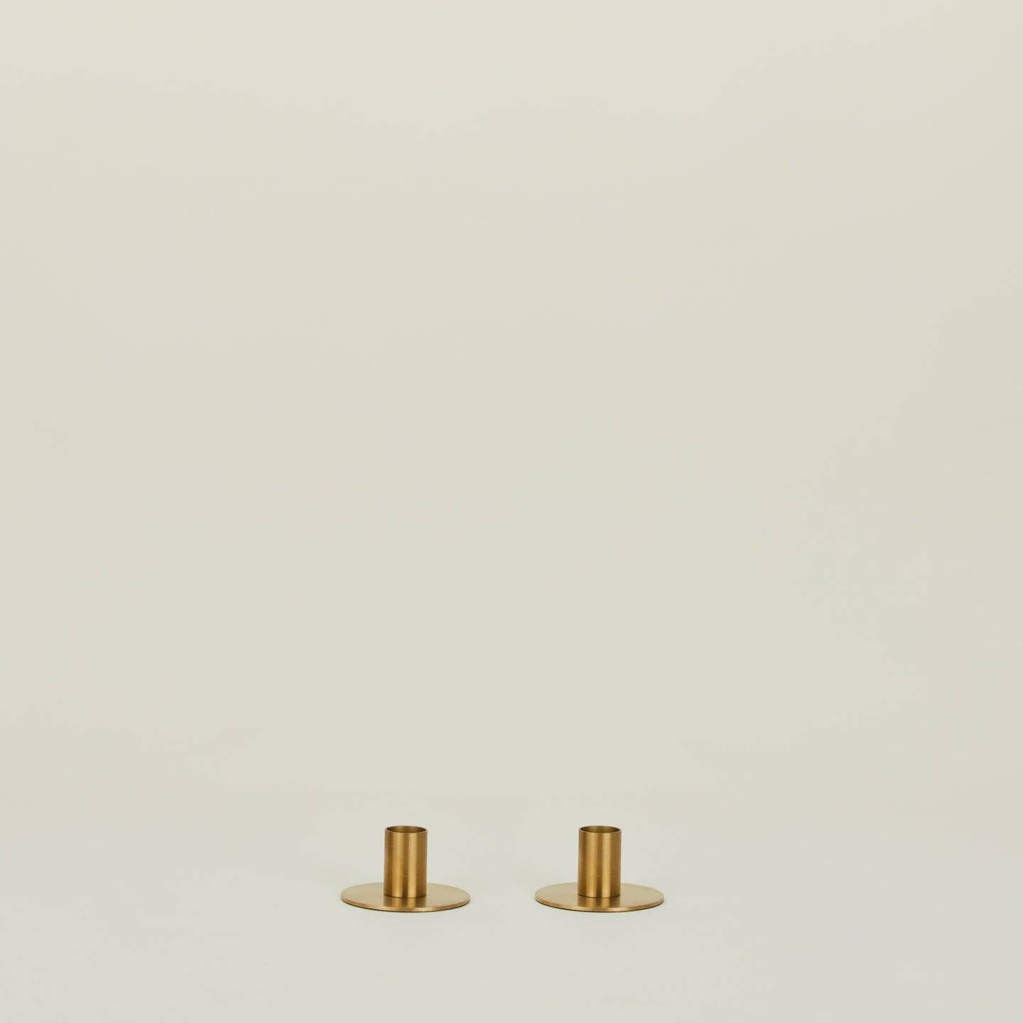ESSENTIAL METAL CANDLE HOLDERS, SET OF 2 - BRASS