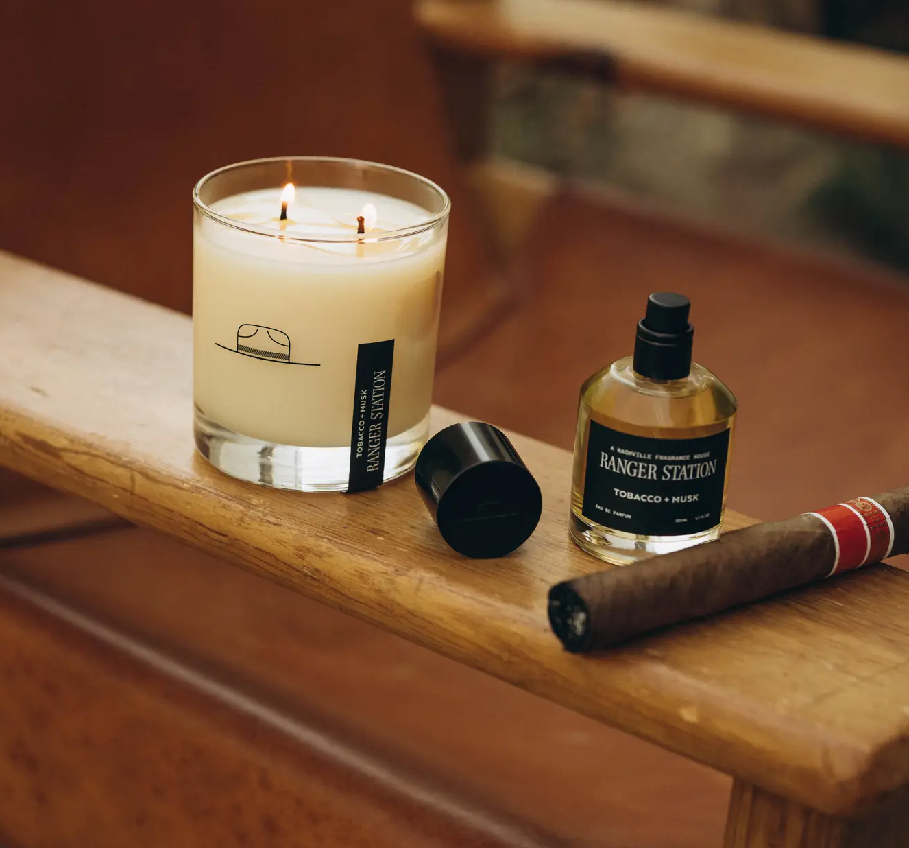 (TESTER) TOBAC + MUSK CANDLE