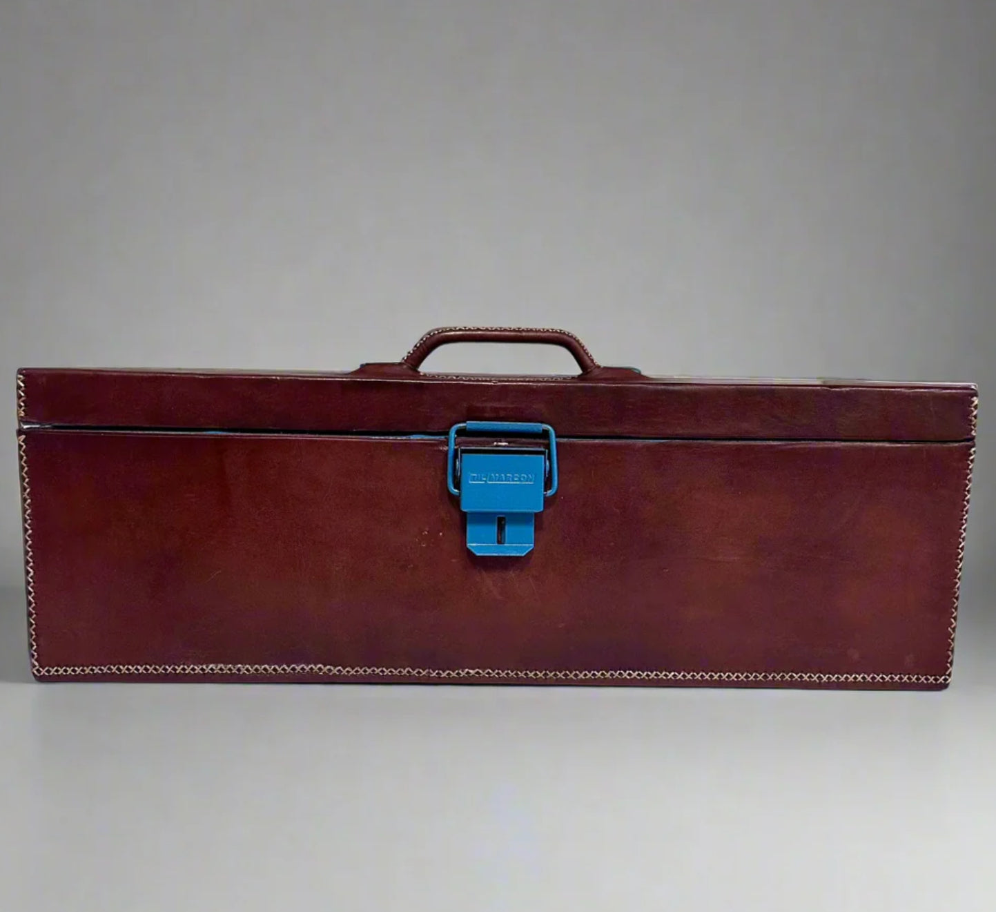 Los Hombres Tool Box
