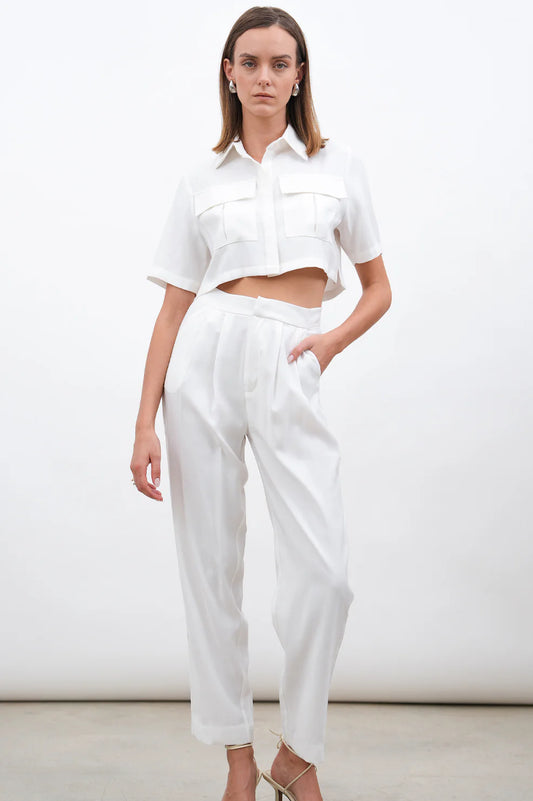 Valeria Crop Cargo