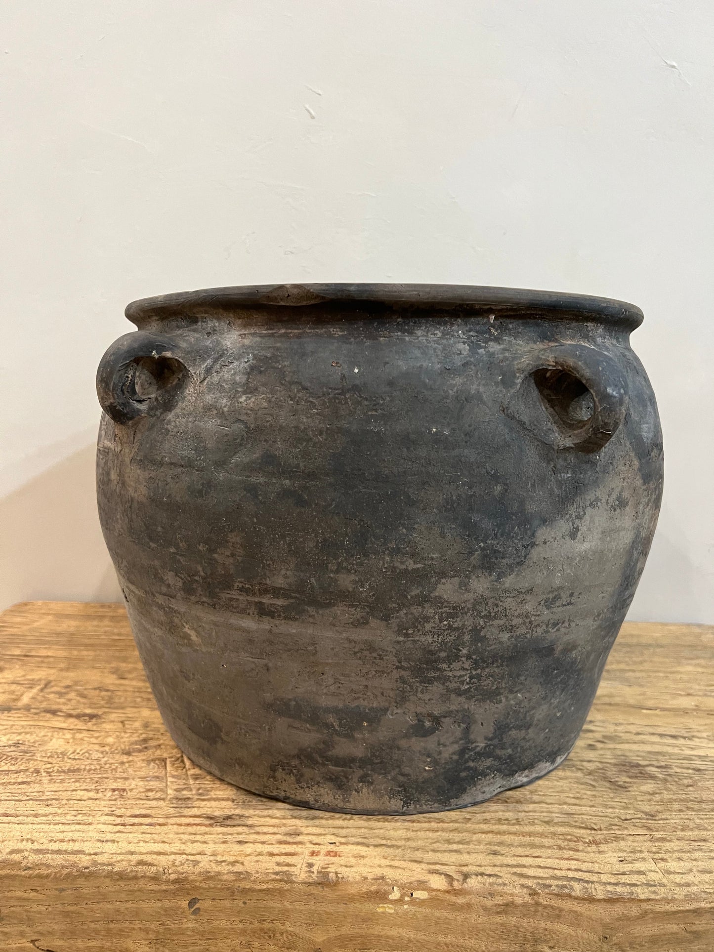 Vintage Black Chinese Water Pot-Medium