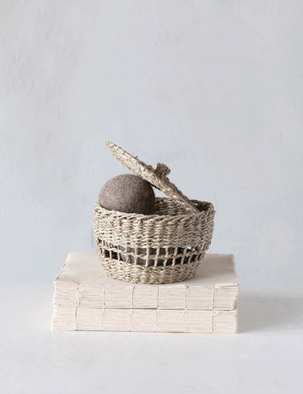 Hand-Woven Seagrass Basket with Lid