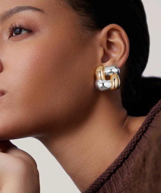 Medium Woven Square Earrings