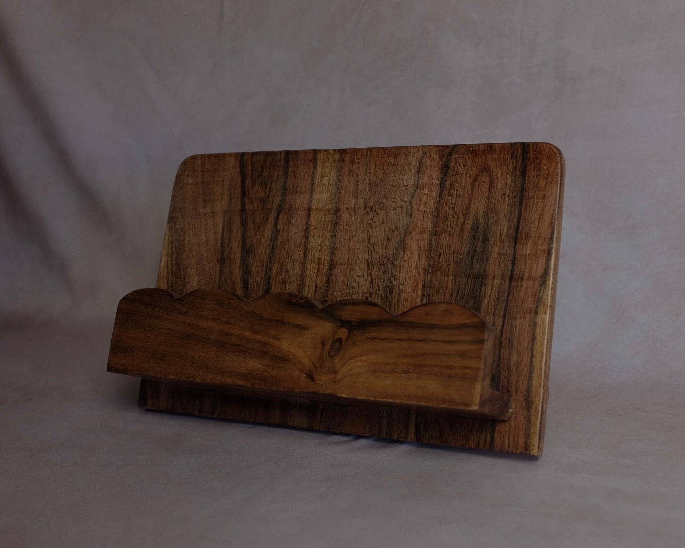 Mango Wood Scalloped Cookbook Stand