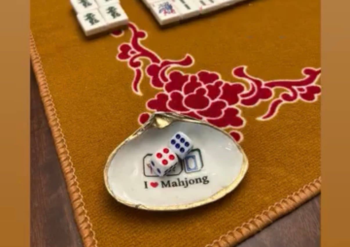 Mahjong Shell Dice Dish