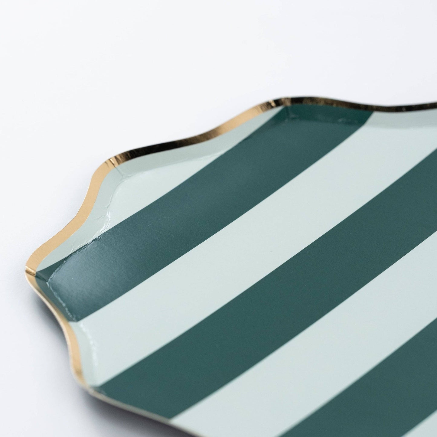 HOL25-DNP8- Green Holiday Stripes Dinner Plates