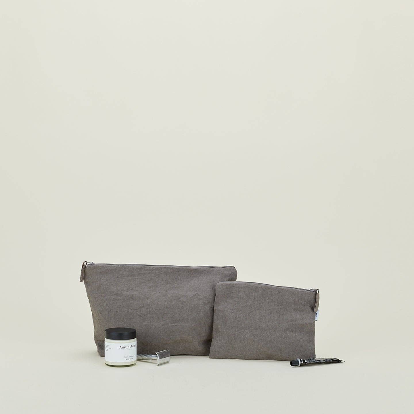 SIMPLE LINEN ZIPPER POUCHES - DARK GREY