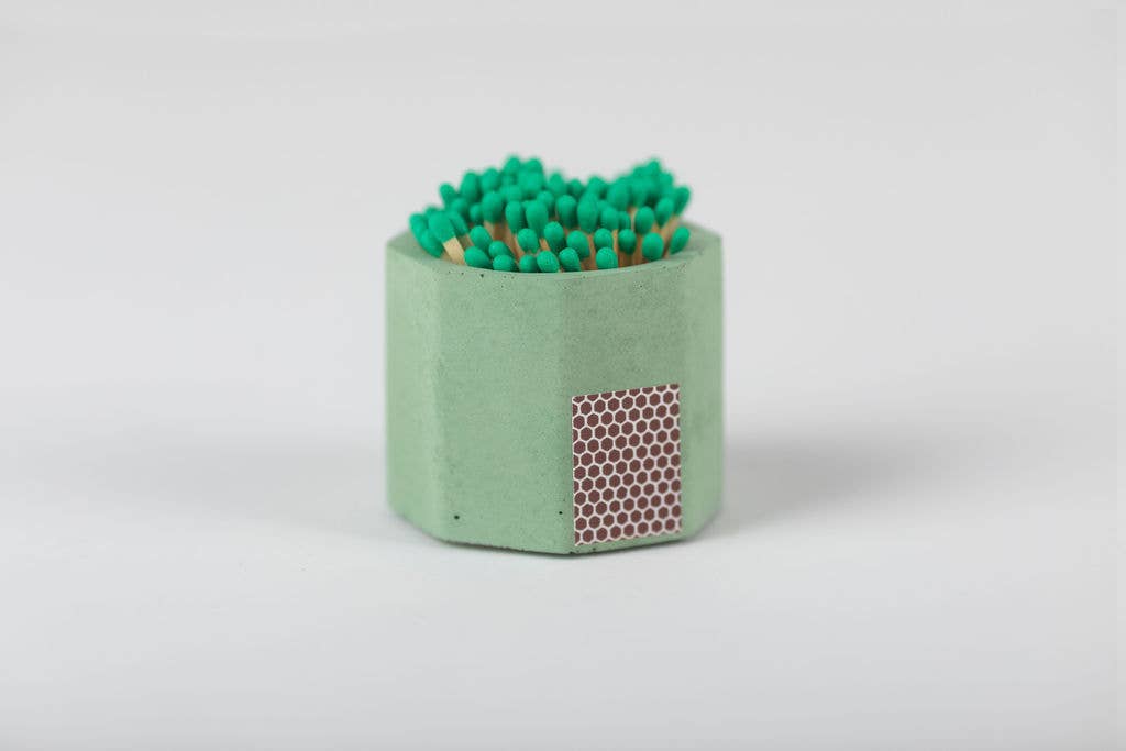 Concrete Match Holder – Modern Design with 2-Inch Safety Matches