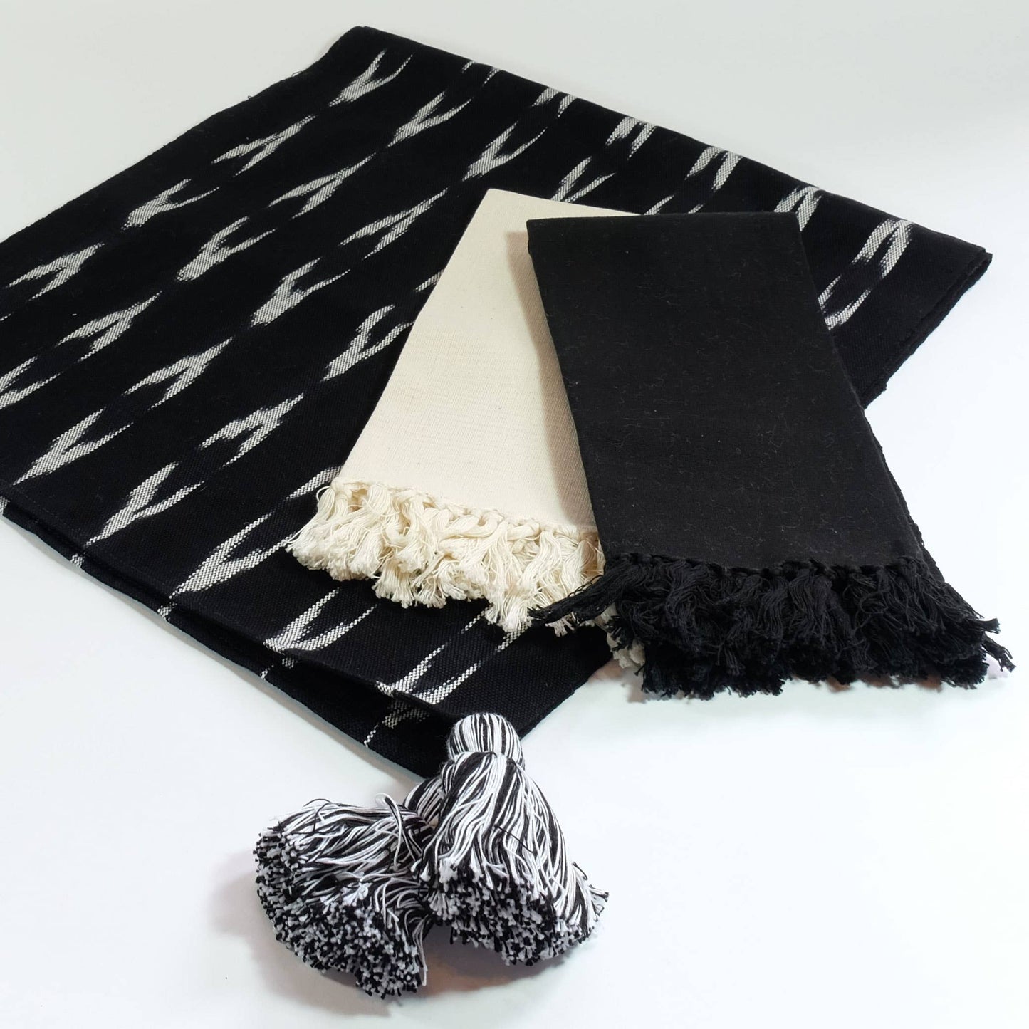Solid Black Napkin With Fringe, table Linen