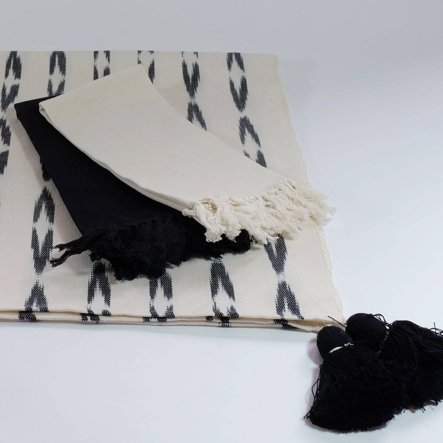 Solid Black Napkin With Fringe, table Linen