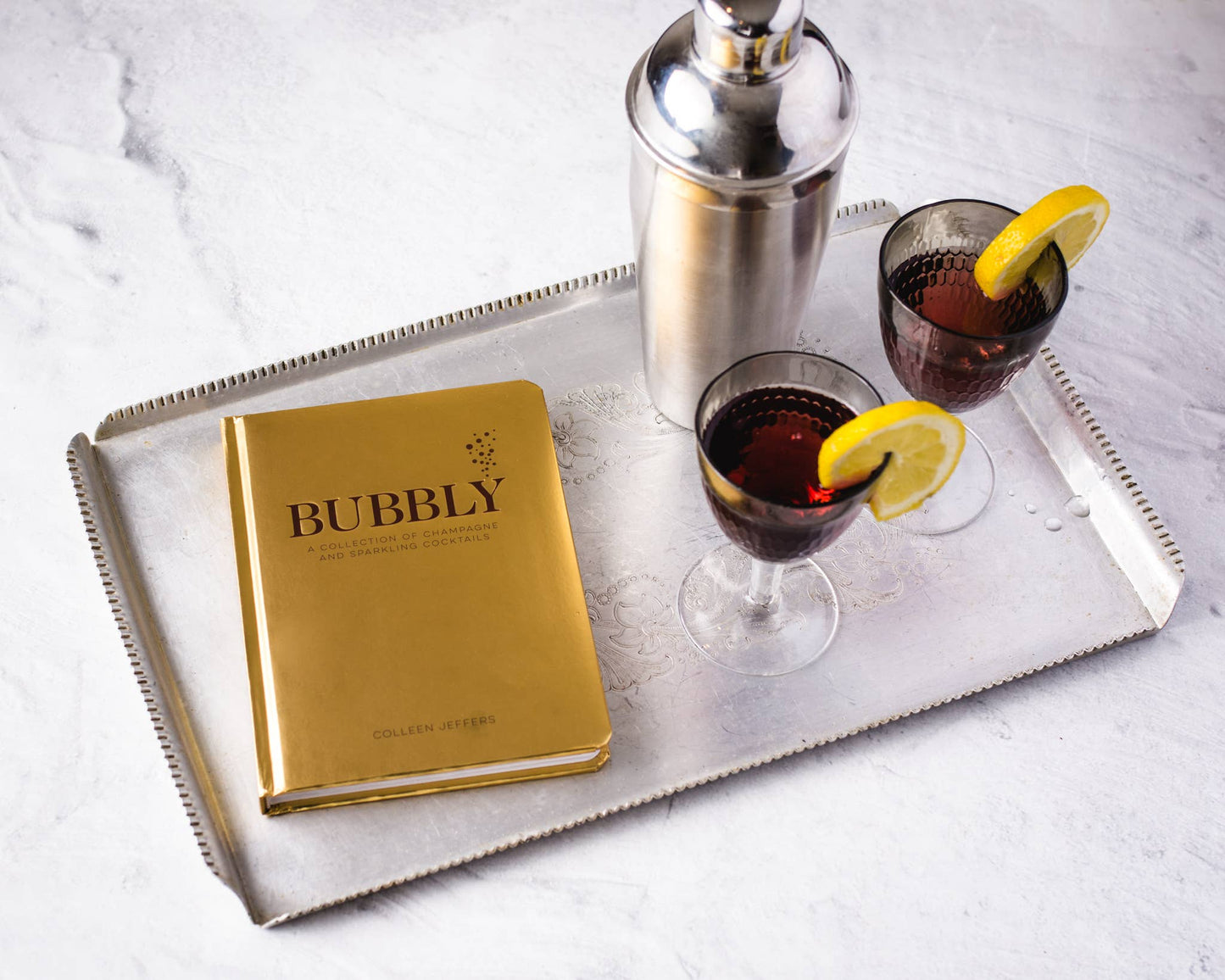 Bubbly: A Collection of Champagne and Sparkling Cocktails book