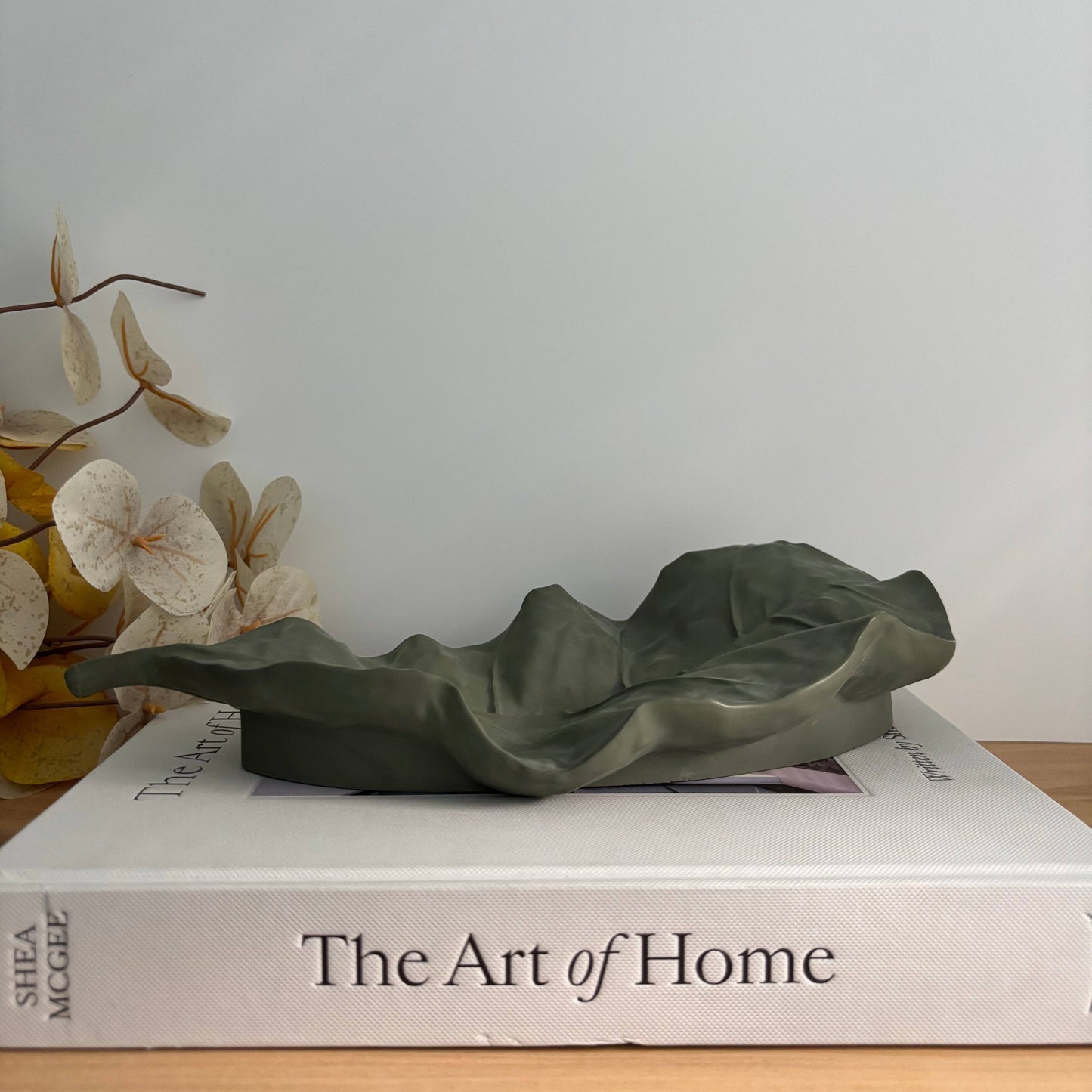 Sylva - Organic Leaf Tray | Modern Coffee Table Decor