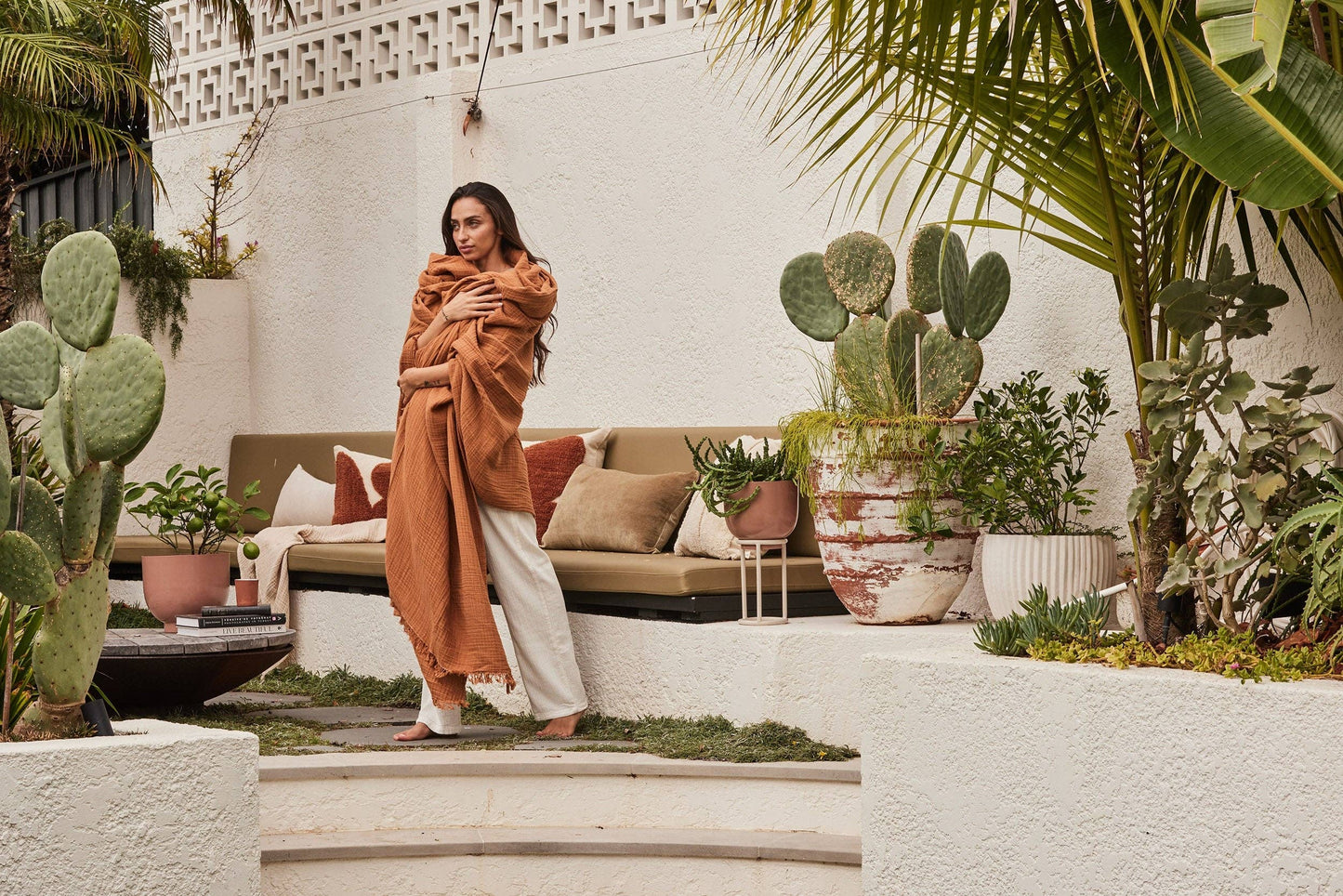 SAARDE Enes Throw | Terracotta