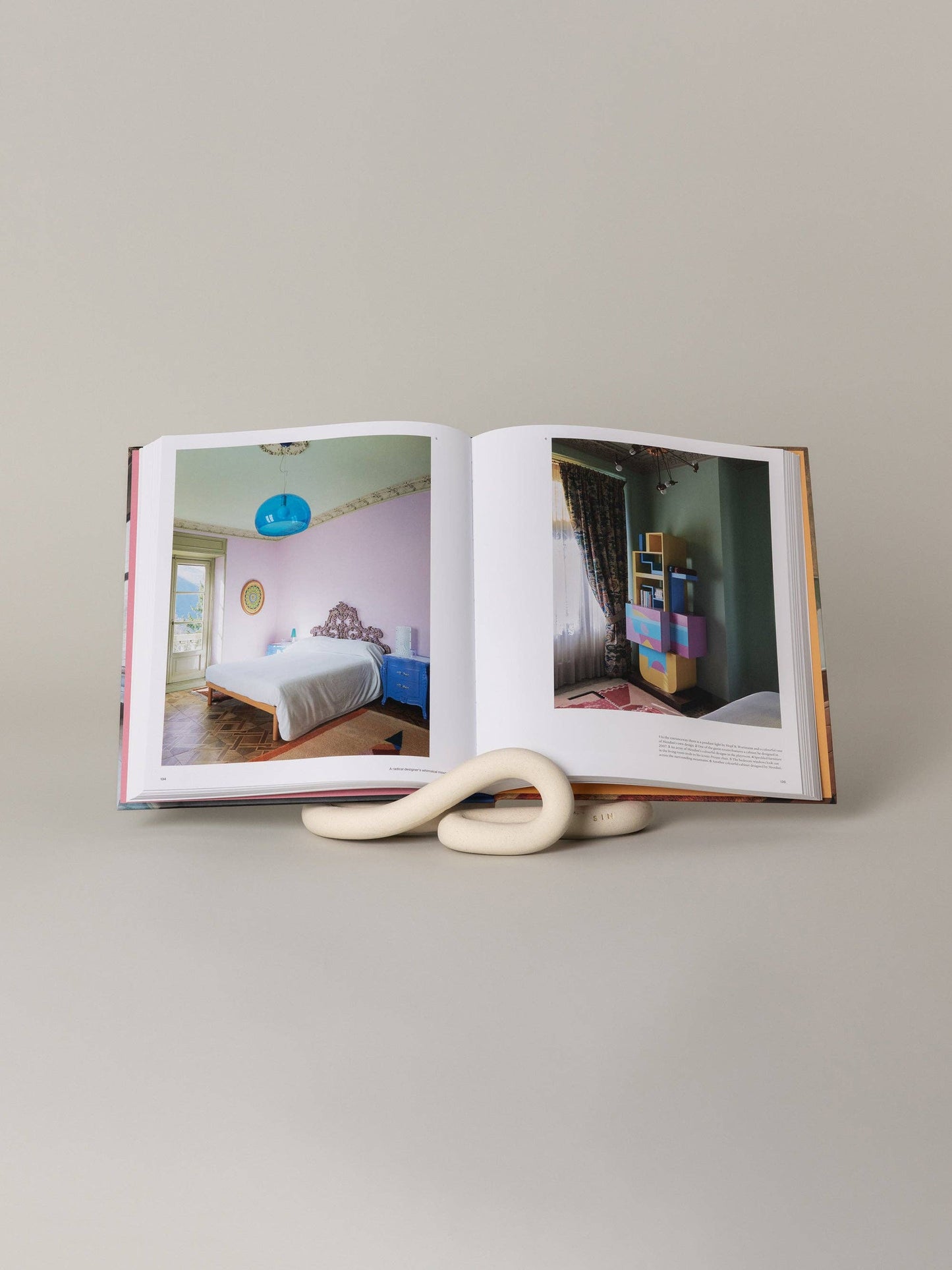 Lumbra Book Stand, Bone