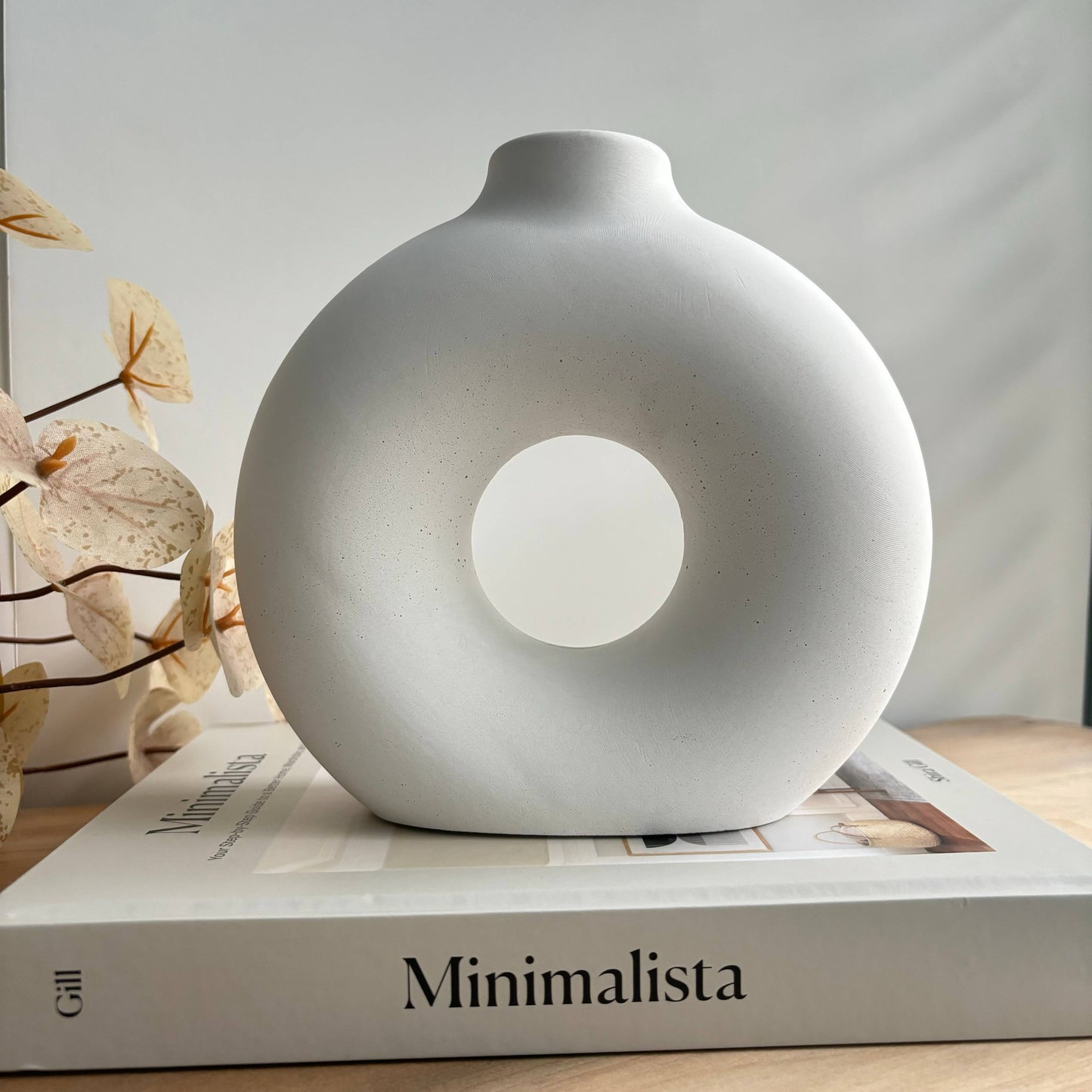 Fancy Concrete Donut Vase | Circular Hollow Vase