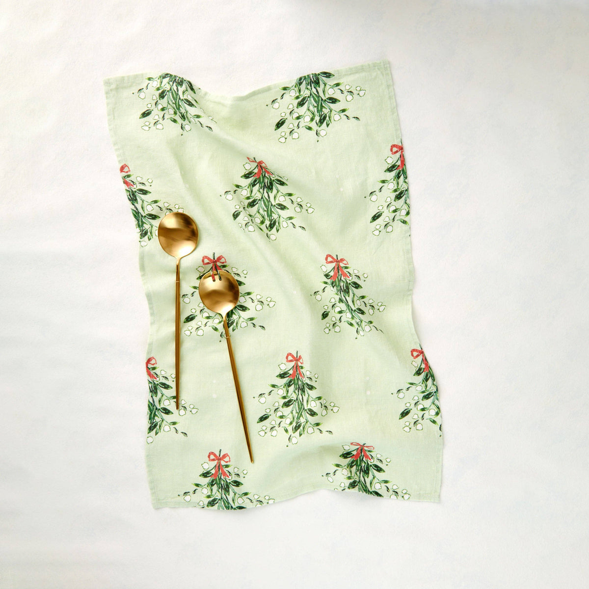 Mistletoe Kitchen Towel