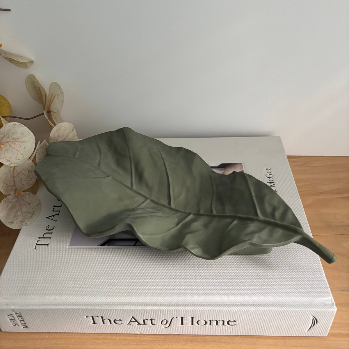 Sylva - Organic Leaf Tray | Modern Coffee Table Decor
